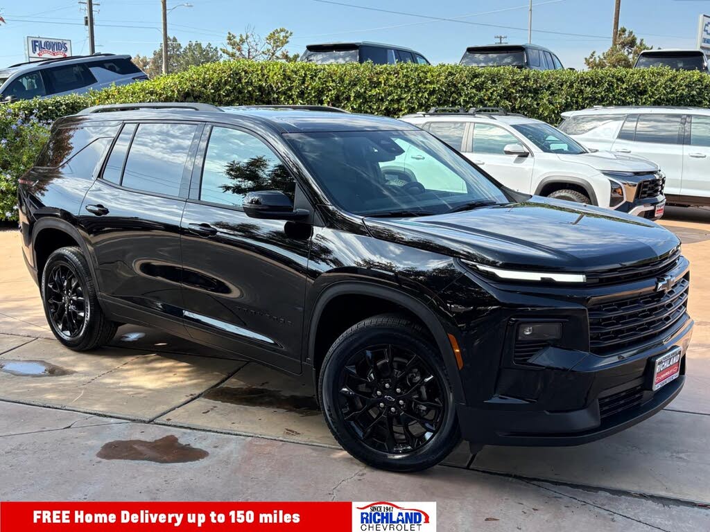 2026 Chevrolet Traverse LT FWD