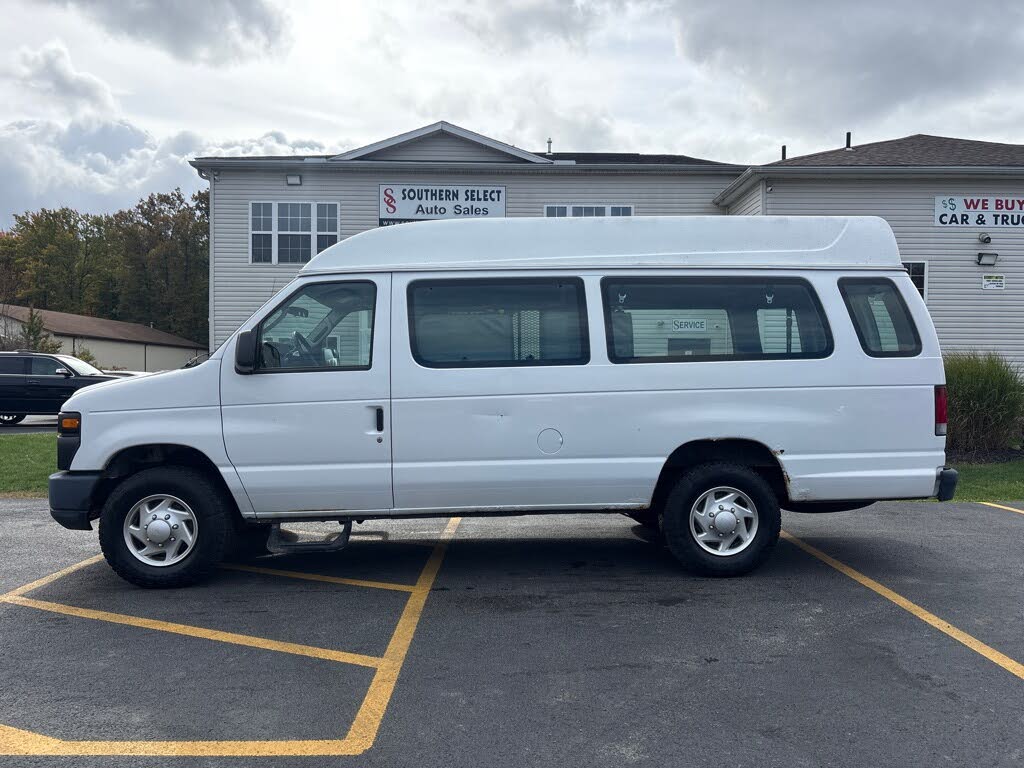 2013 Ford E-Series E-350 Super Duty Extended Cargo Van