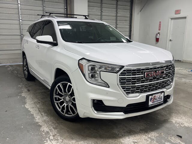 2024 GMC Terrain Denali AWD