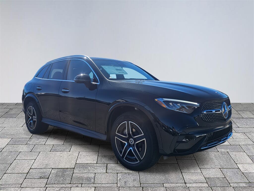2026 Mercedes-Benz GLC 300 4MATIC