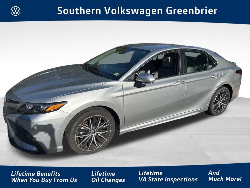 2024 Toyota Camry SE AWD