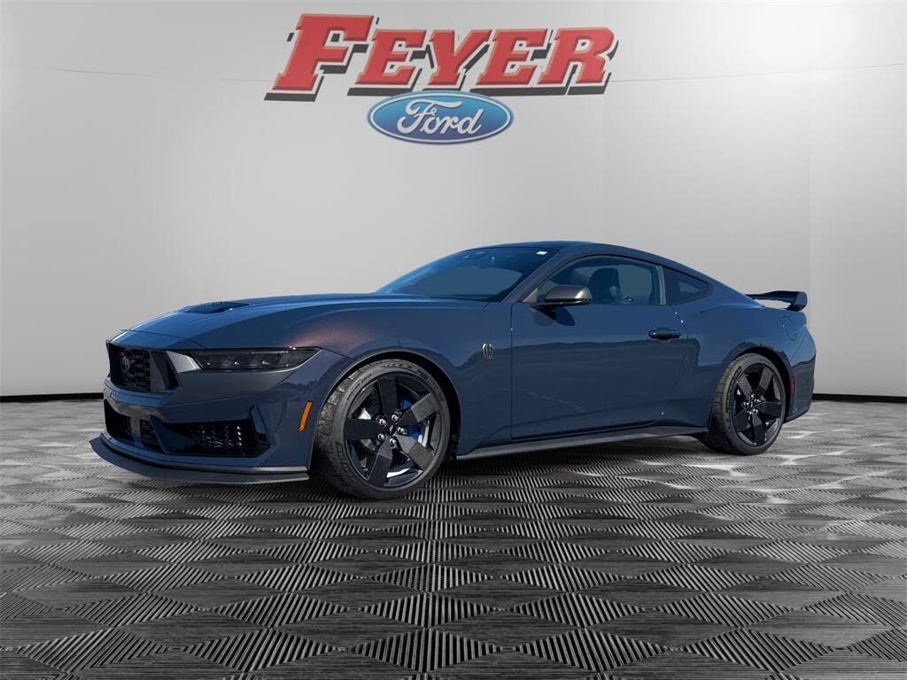 2025 Ford Mustang Dark Horse Fastback RWD