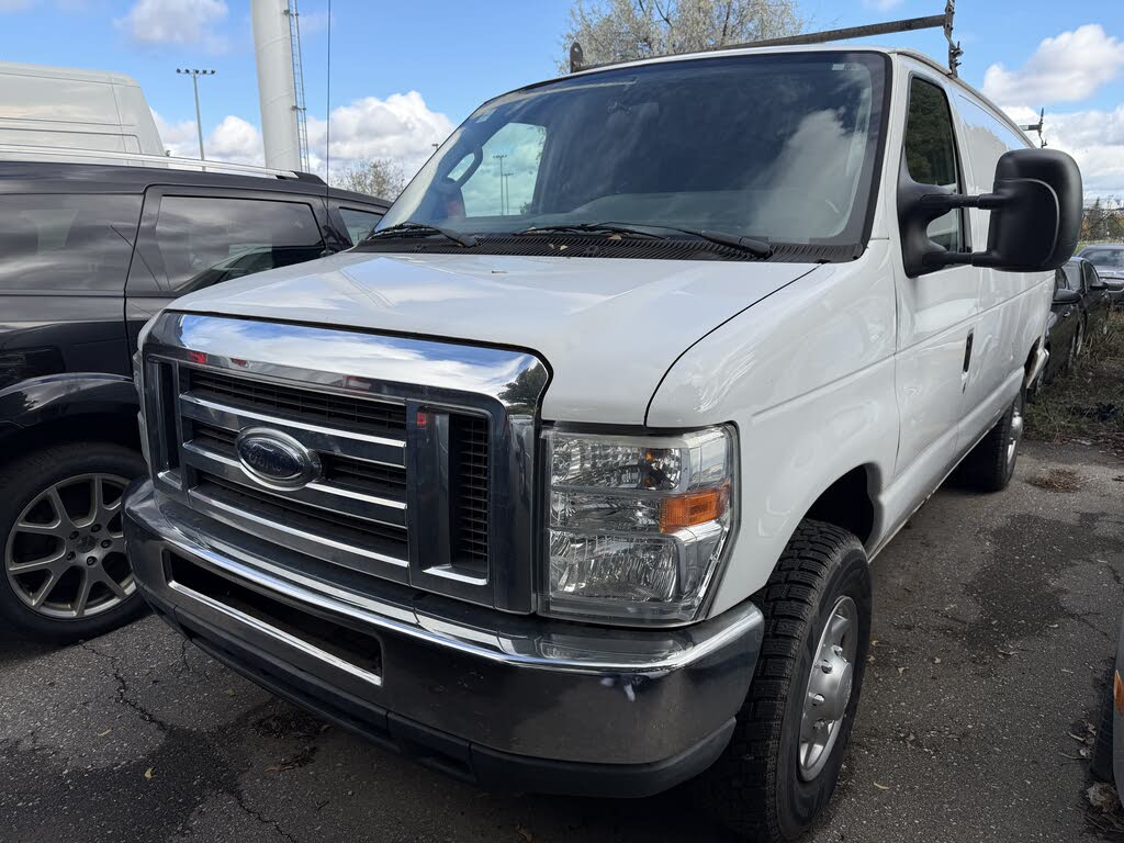 2013 Ford E-Series E-250 Extended Cargo Van
