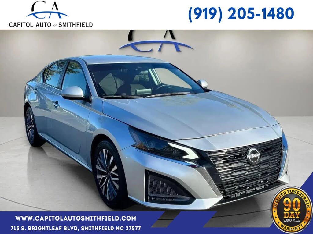 2023 Nissan Altima 2.5 SV FWD