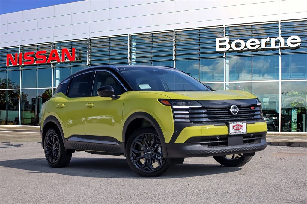 2026 Nissan Kicks SR AWD