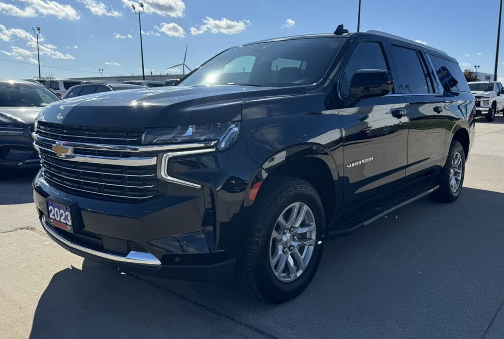 2023 Chevrolet Suburban LT 4WD