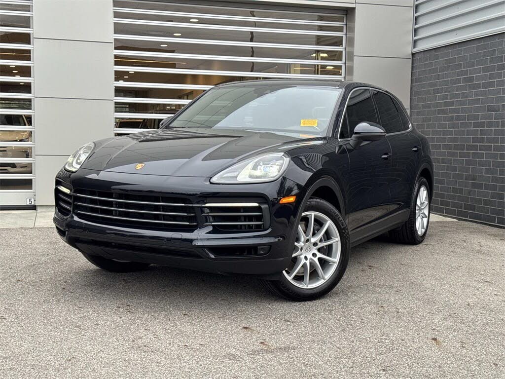 2023 Porsche Cayenne Platinum Edition AWD