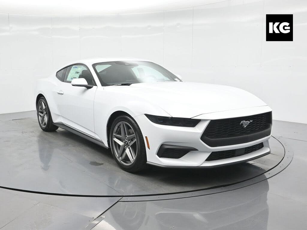 2025 Ford Mustang EcoBoost Fastback RWD