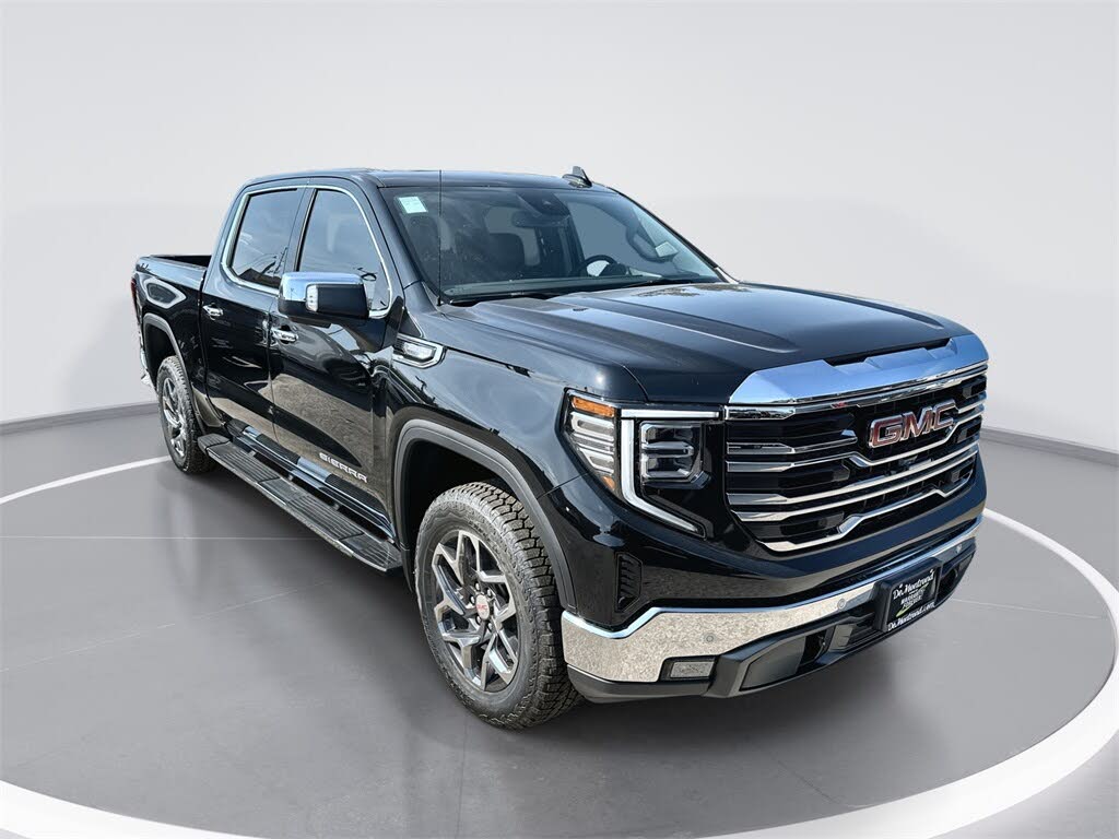 2026 GMC Sierra 1500 SLT Crew Cab 4WD