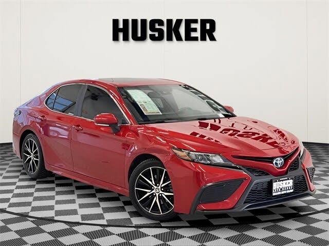 2022 Toyota Camry Hybrid SE FWD