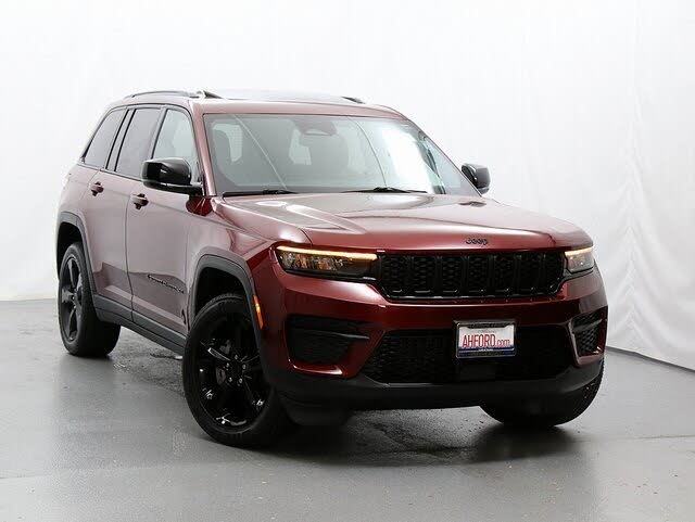 2024 Jeep Grand Cherokee Altitude 4WD