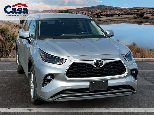 2024 Toyota Highlander LE AWD