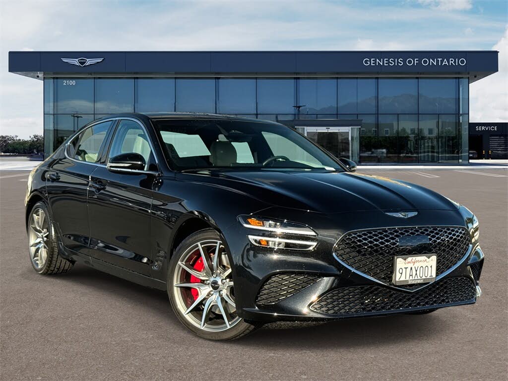2025 Genesis G70 2.5T Standard RWD