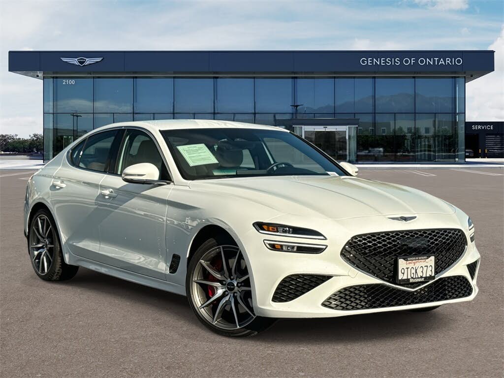 2025 Genesis G70 2.5T Standard RWD