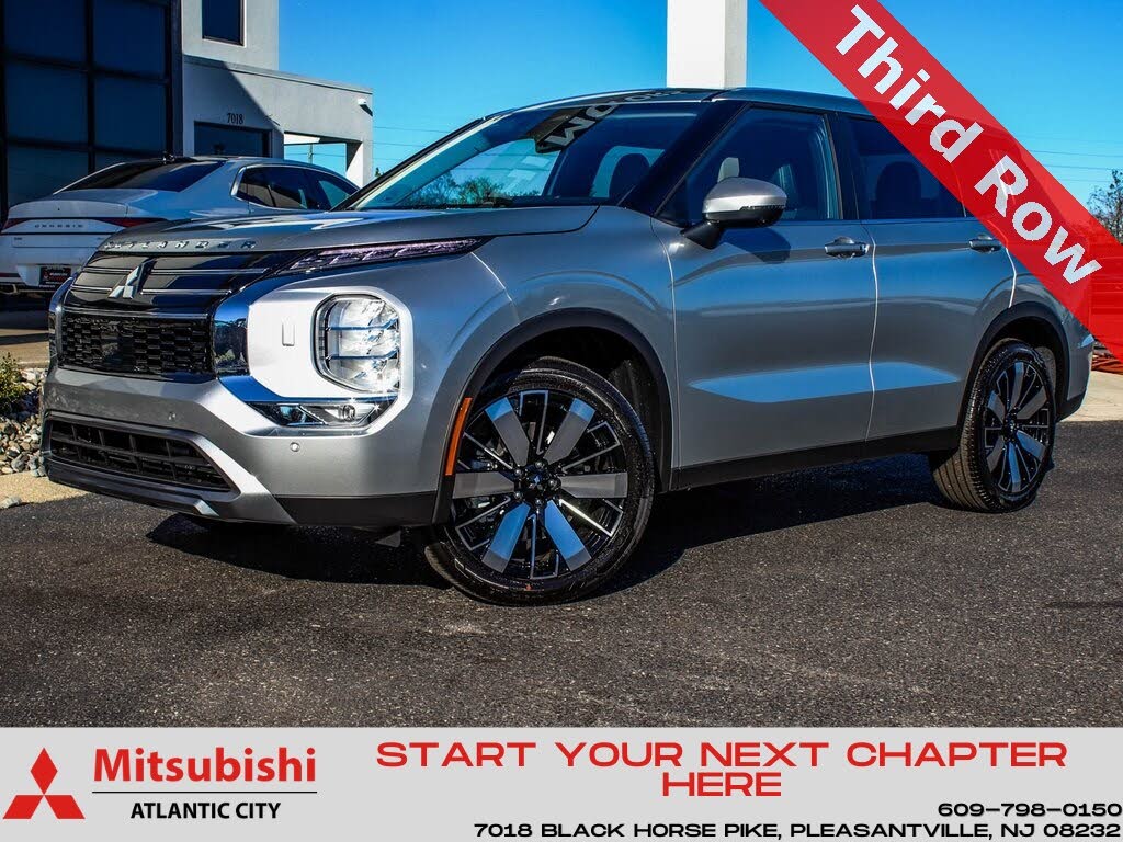 2025 Mitsubishi Outlander SE FWD