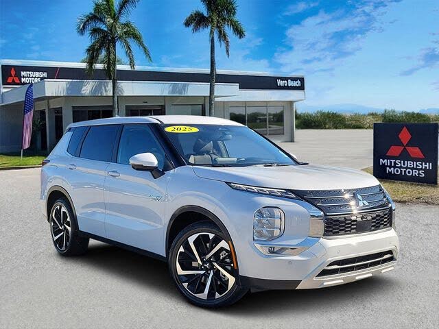 2025 Mitsubishi Outlander Hybrid Plug-in SE S-AWC