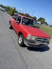 Mazda B-Series B4000 LE Extended Cab RWD