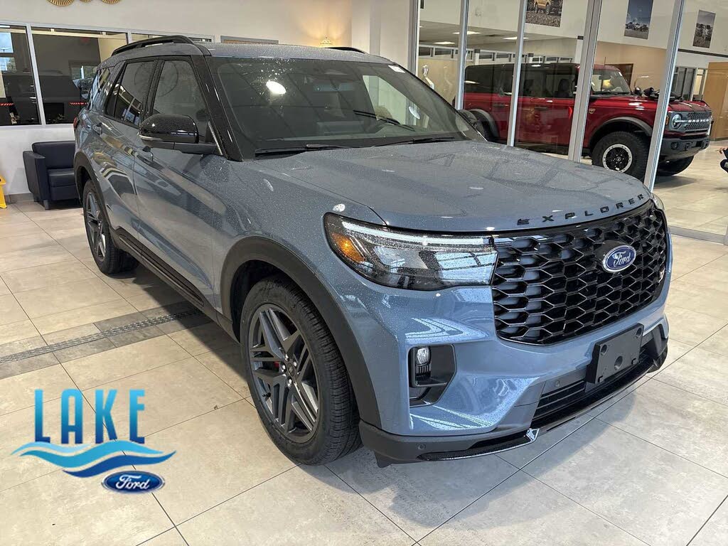 2026 Ford Explorer ST AWD