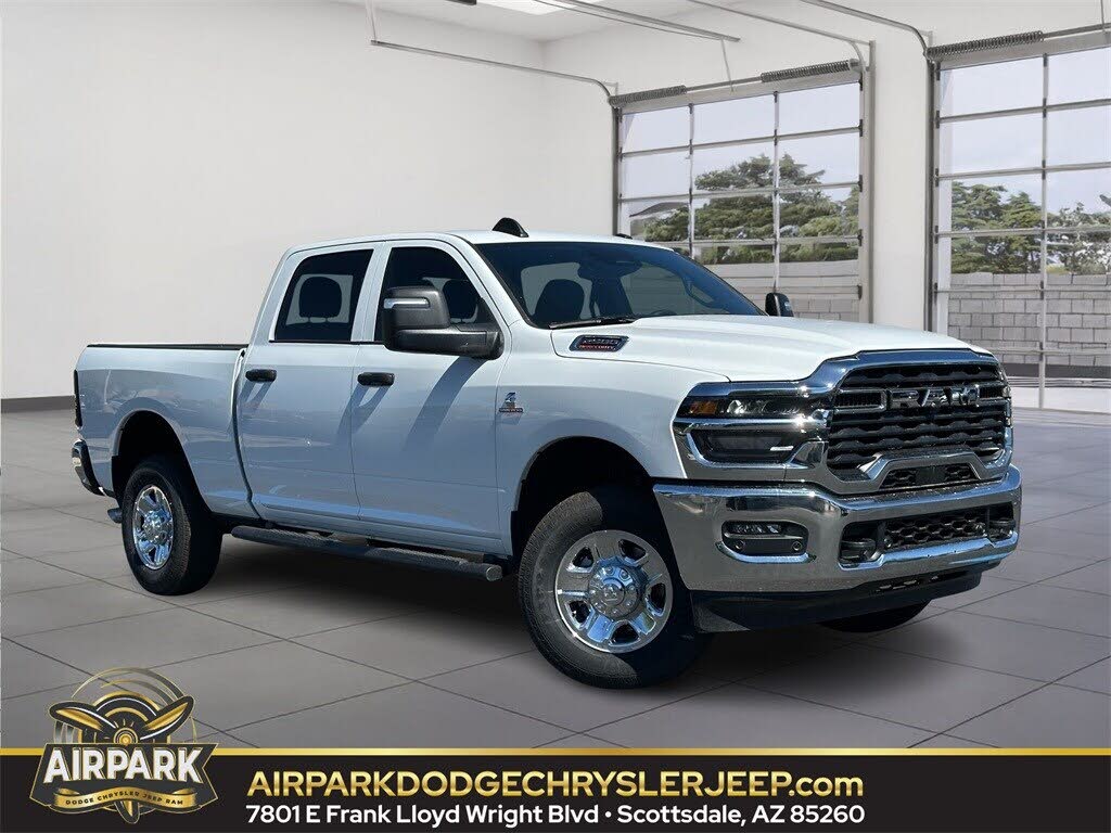 2026 RAM 2500 Tradesman Crew Cab 4WD