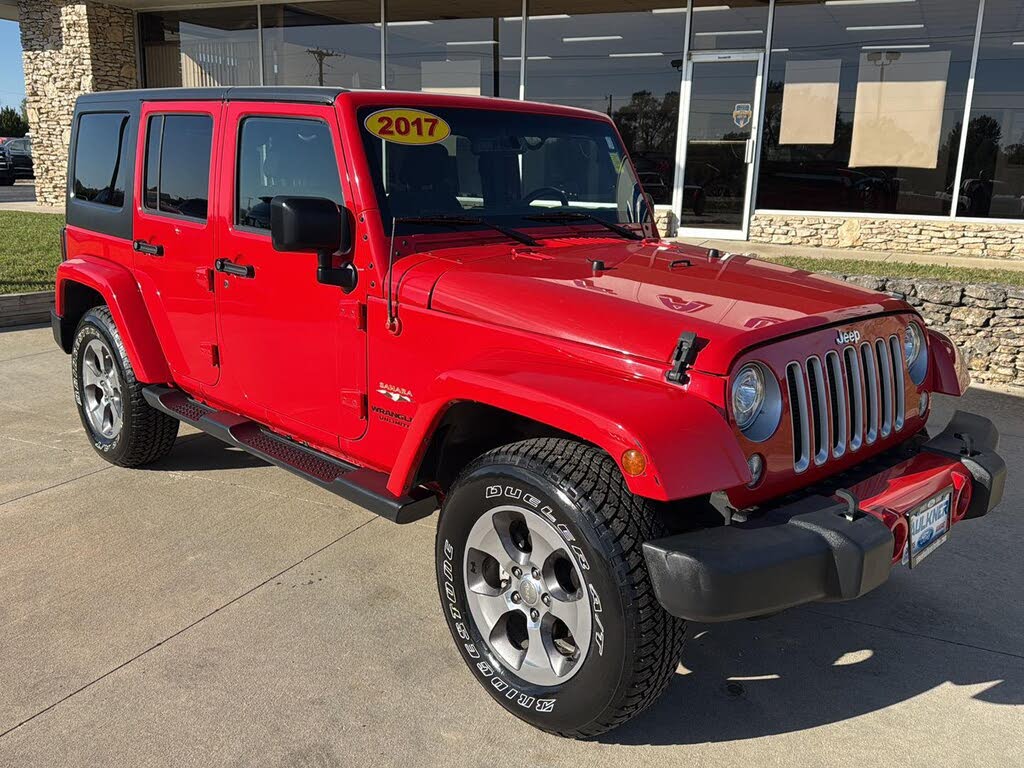 2017 Jeep Wrangler Unlimited Sahara 4WD