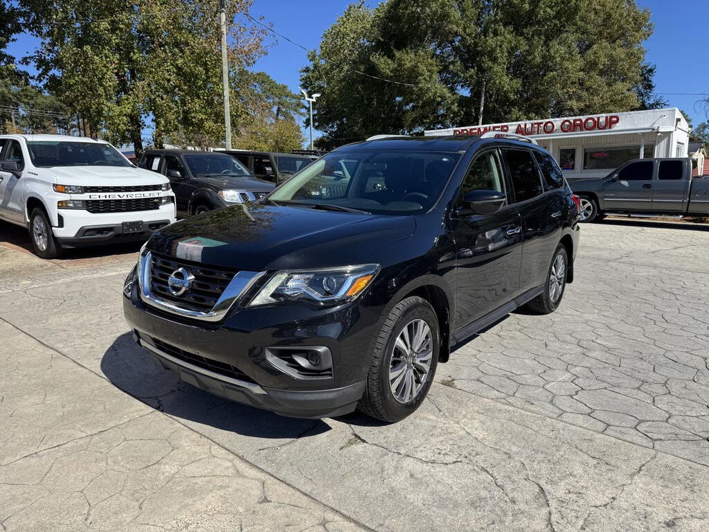 2017 Nissan Pathfinder S 4WD