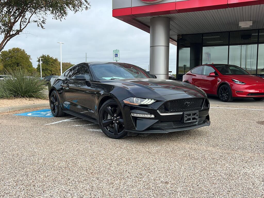 2022 Ford Mustang GT Premium Fastback RWD