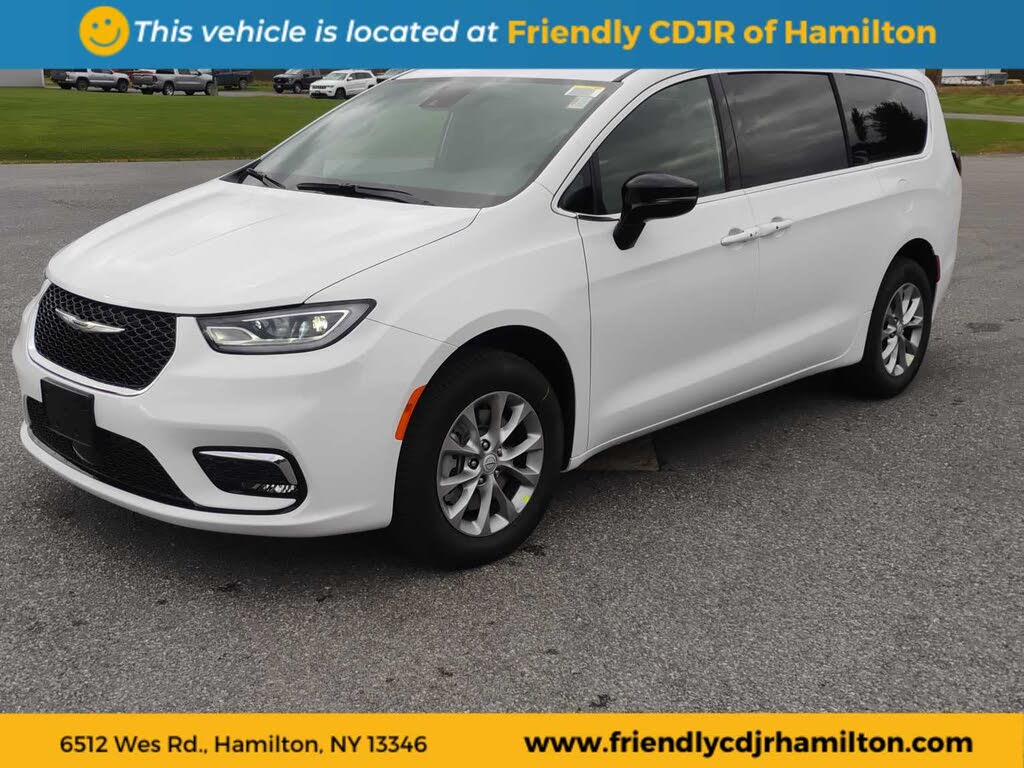 2026 Chrysler Pacifica Select AWD