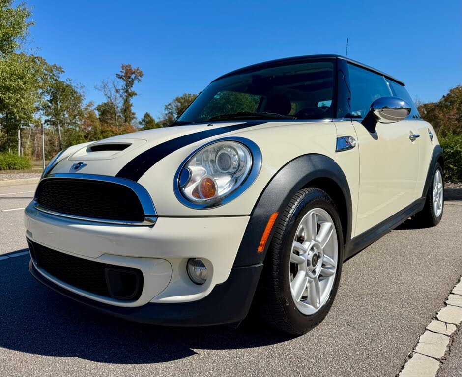 2011 MINI Cooper S Hatchback