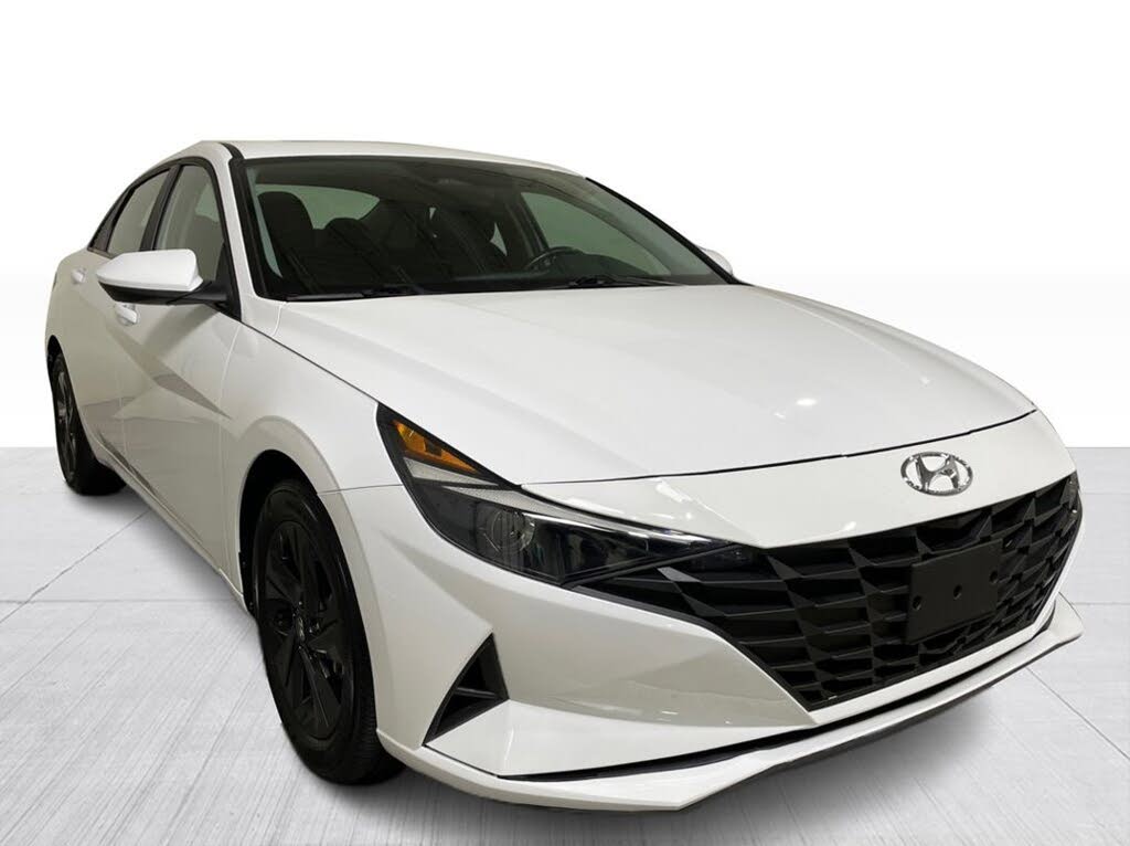 2023 Hyundai Elantra Preferred FWD