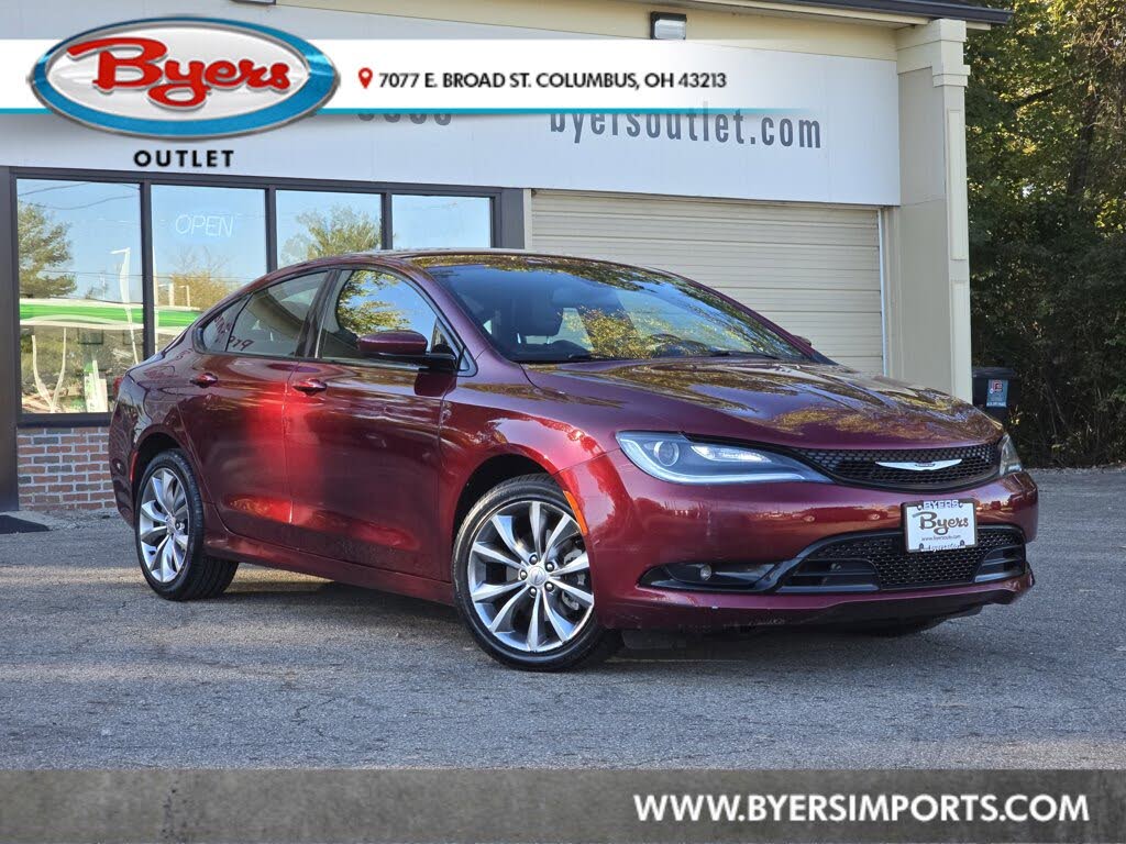 2016 Chrysler 200 S Sedan FWD