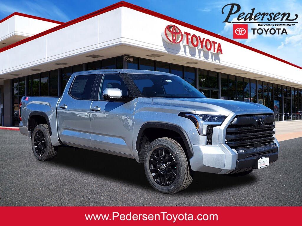 2026 Toyota Tundra SR5 CrewMax Cab 4WD