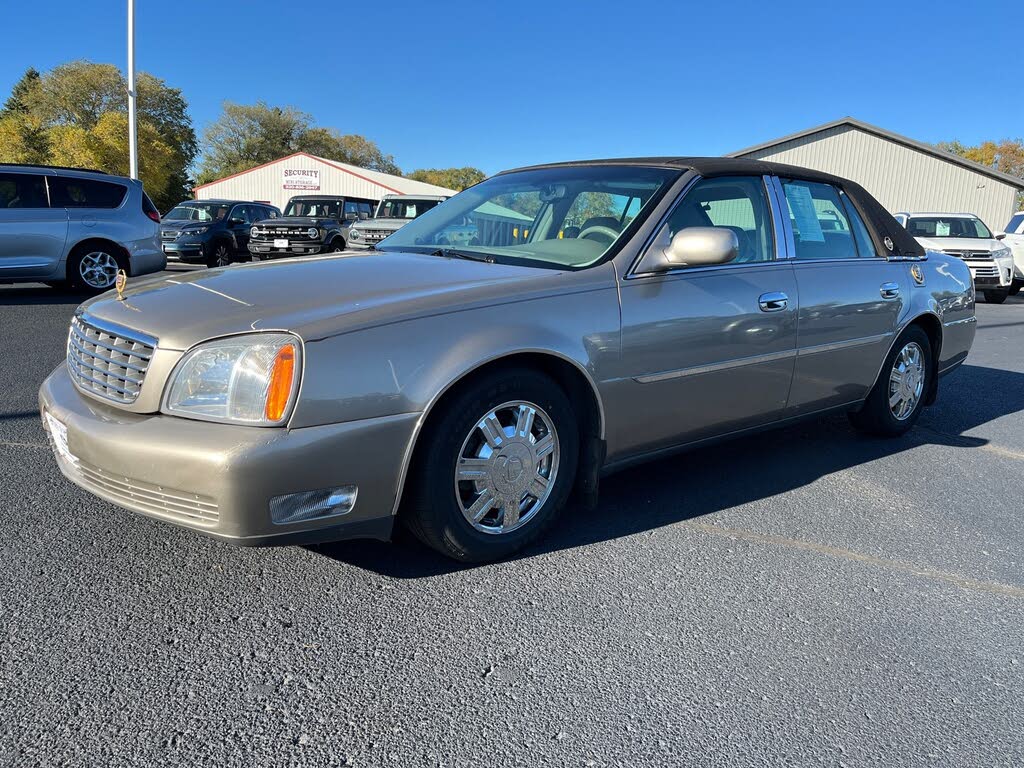 2004 Cadillac DeVille Sedan FWD