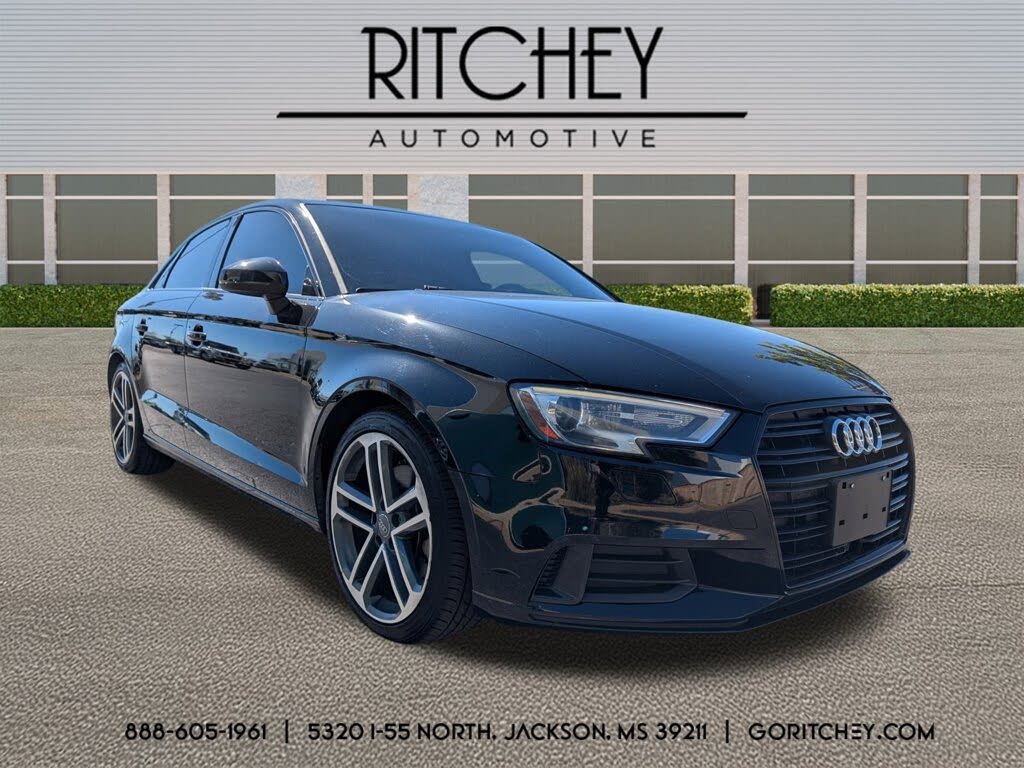 2019 Audi A3 Titanium Premium 40 TFSI Sedan FWD