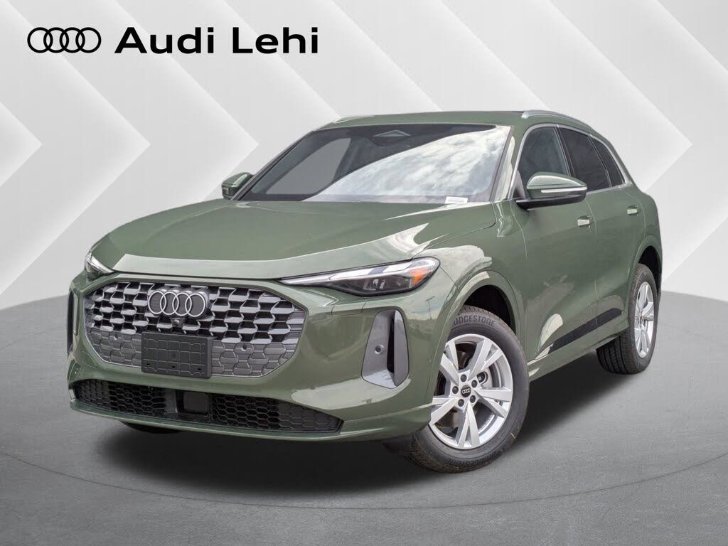 2025 Audi Q5 quattro Premium 40 TFSI