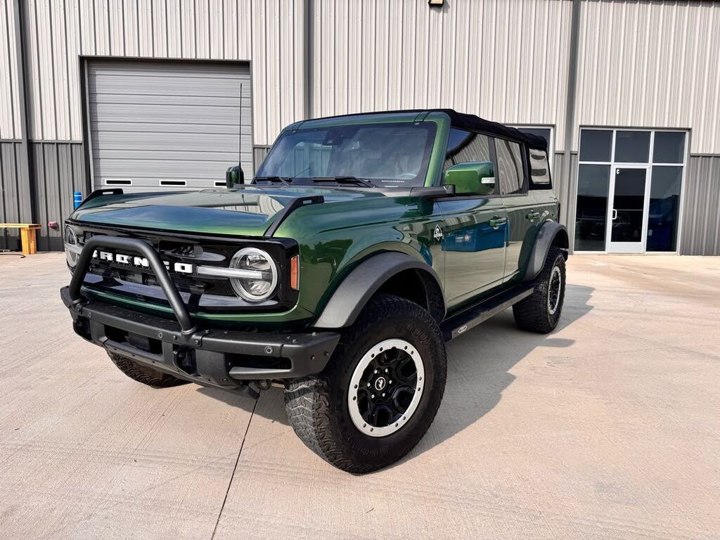 2022 Ford Bronco Outer Banks Advanced 4-Door 4WD