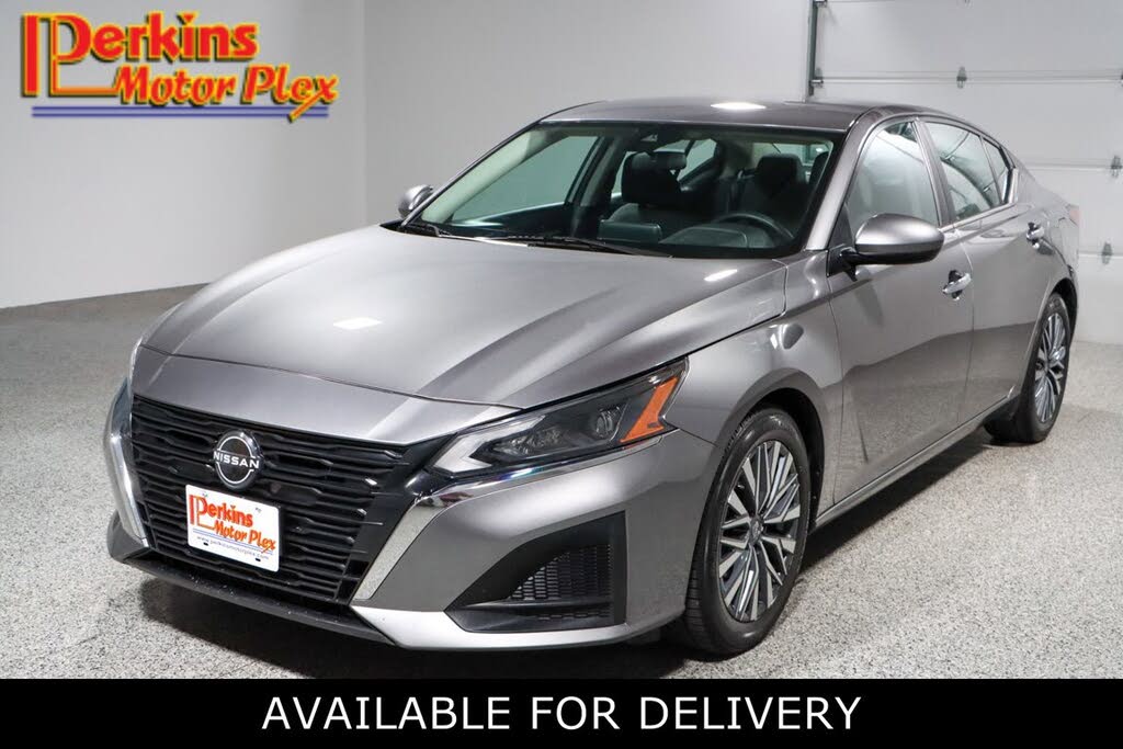 2023 Nissan Altima 2.5 SV FWD