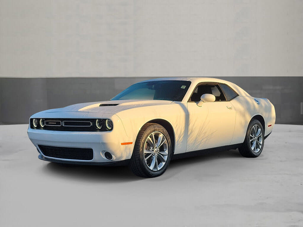 2020 Dodge Challenger SXT AWD