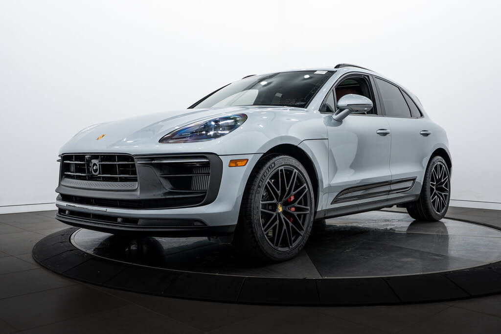 2025 Porsche Macan GTS AWD