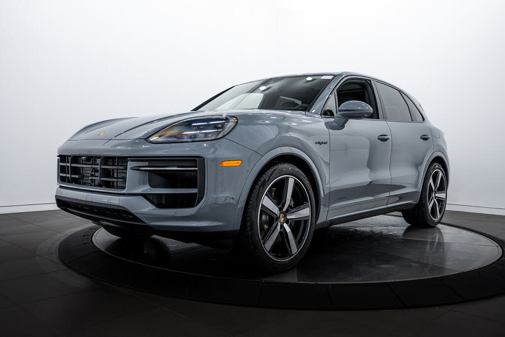 2026 Porsche Cayenne S AWD