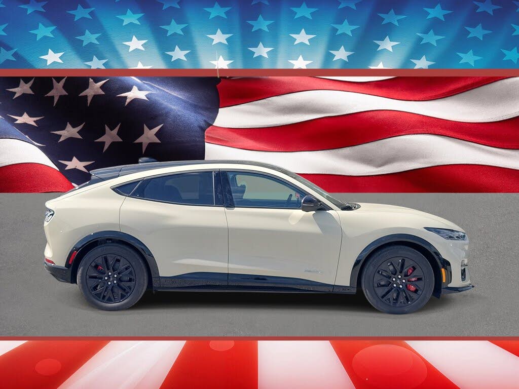 2025 Ford Mustang Mach-E Premium RWD