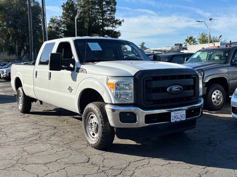 2013 Ford F-350 Super Duty XL Crew Cab LB 4WD