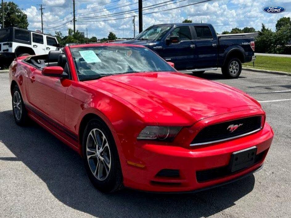 2014 Ford Mustang V6 Convertible RWD