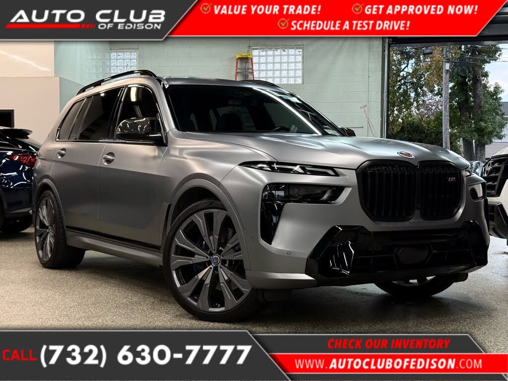 2023 BMW X7 M60i AWD