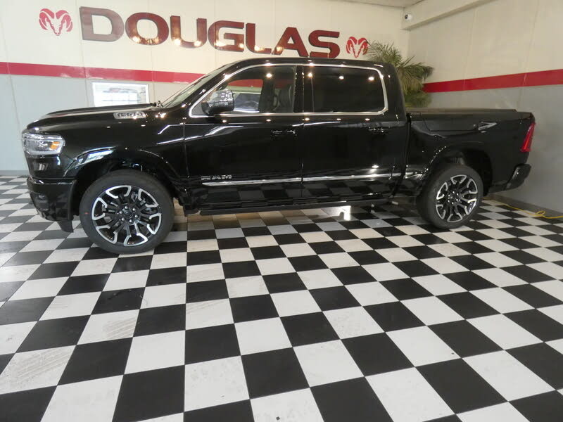 2026 RAM 1500 Limited Crew Cab 4WD