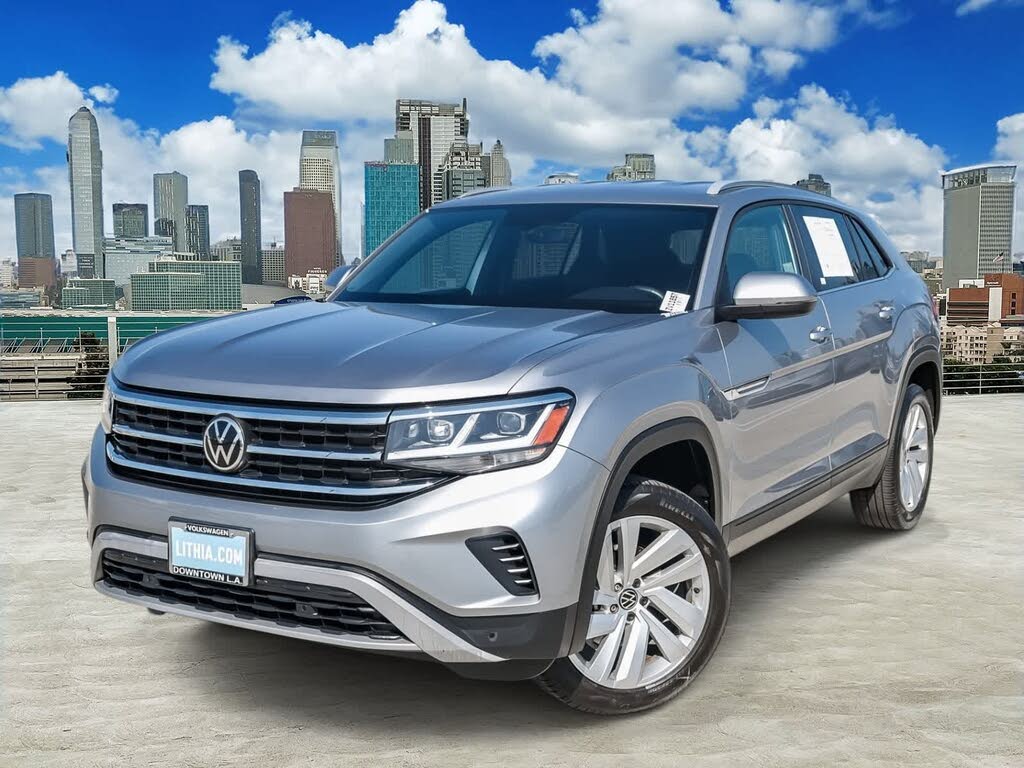 2022 Volkswagen Atlas Cross Sport SE 4Motion with Technology