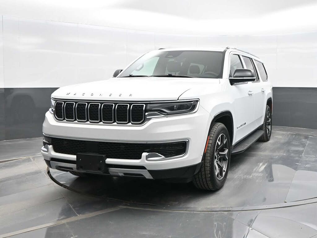 2023 Jeep Wagoneer L Series III RWD