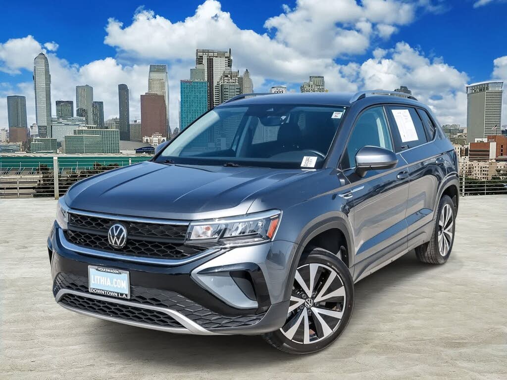 2023 Volkswagen Taos SE FWD