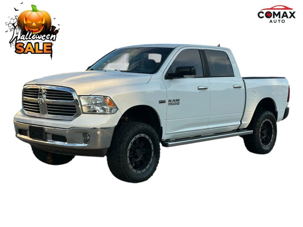 2015 RAM 1500 SLT Crew Cab 4WD