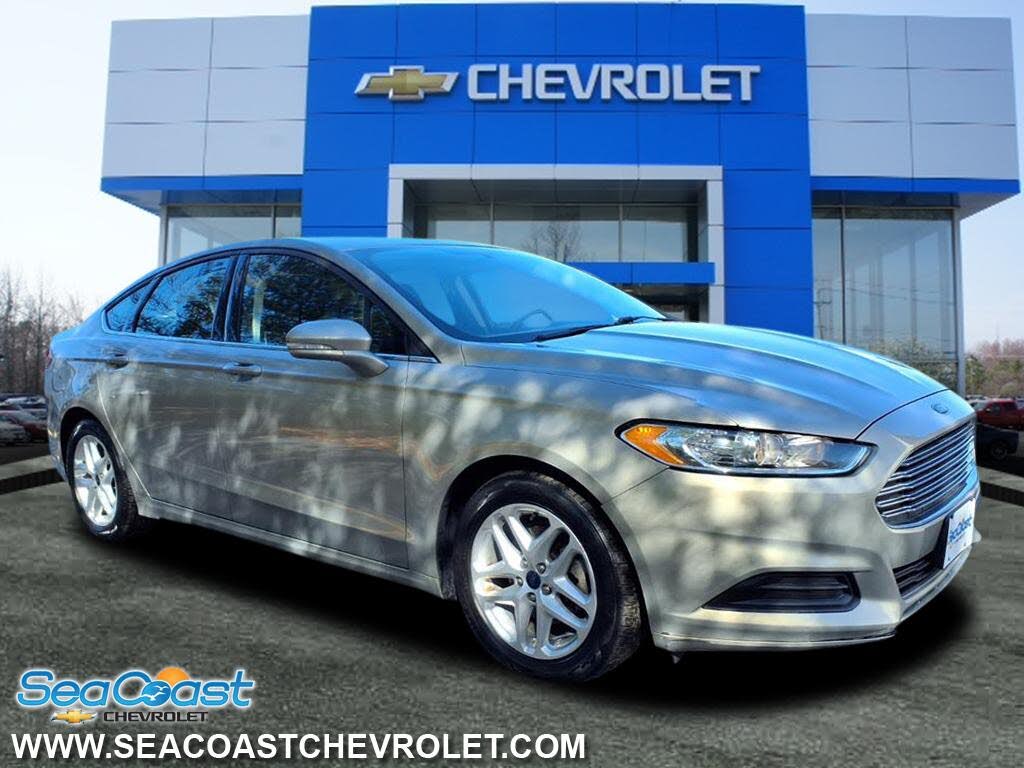 2016 Ford Fusion SE