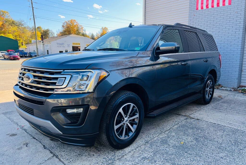 2020 Ford Expedition XLT RWD